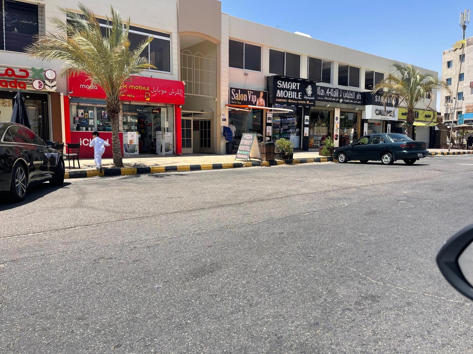 Pizza Street Hostel العقبة المظهر الخارجي الصورة
