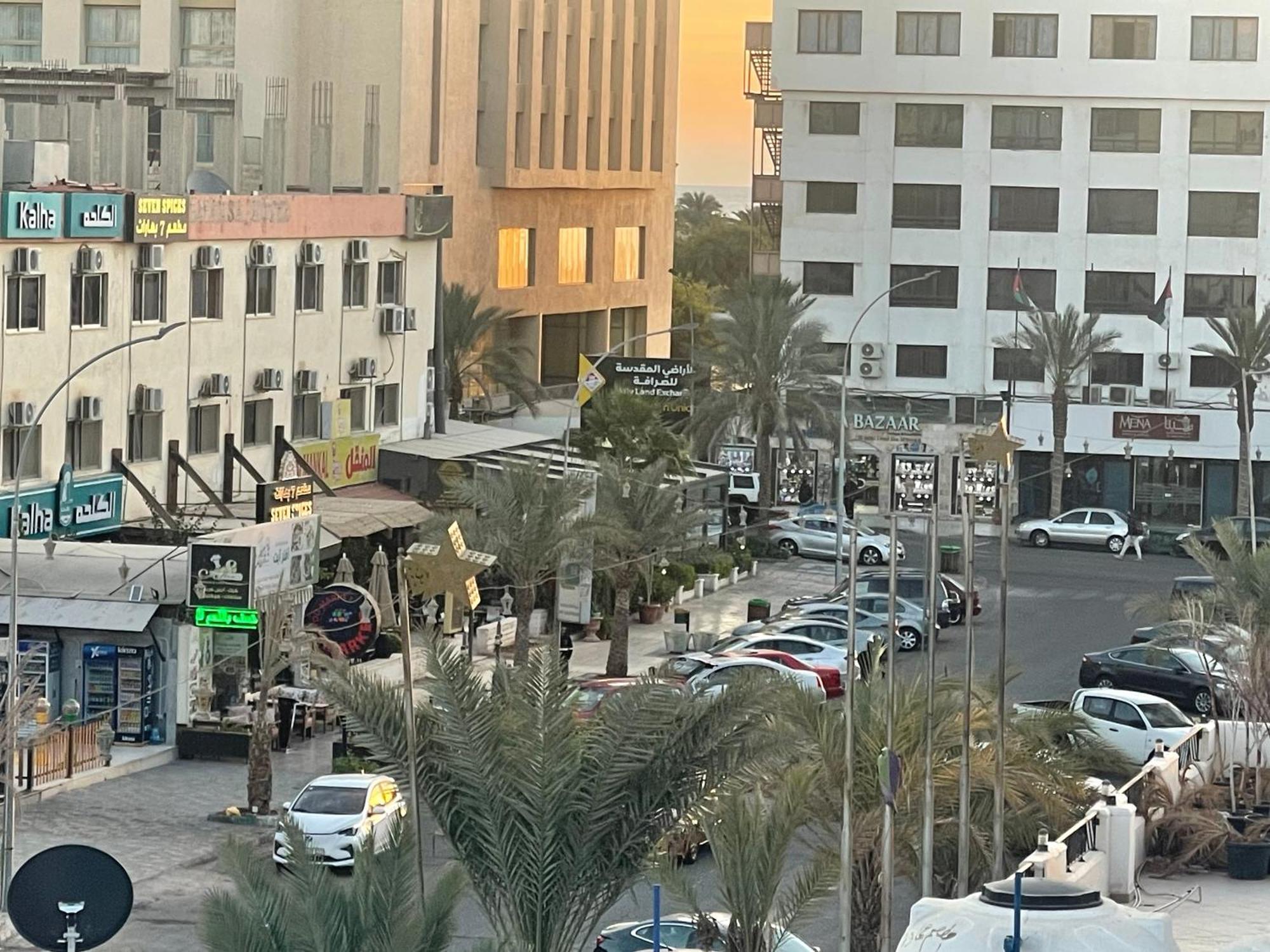Pizza Street Hostel العقبة المظهر الخارجي الصورة