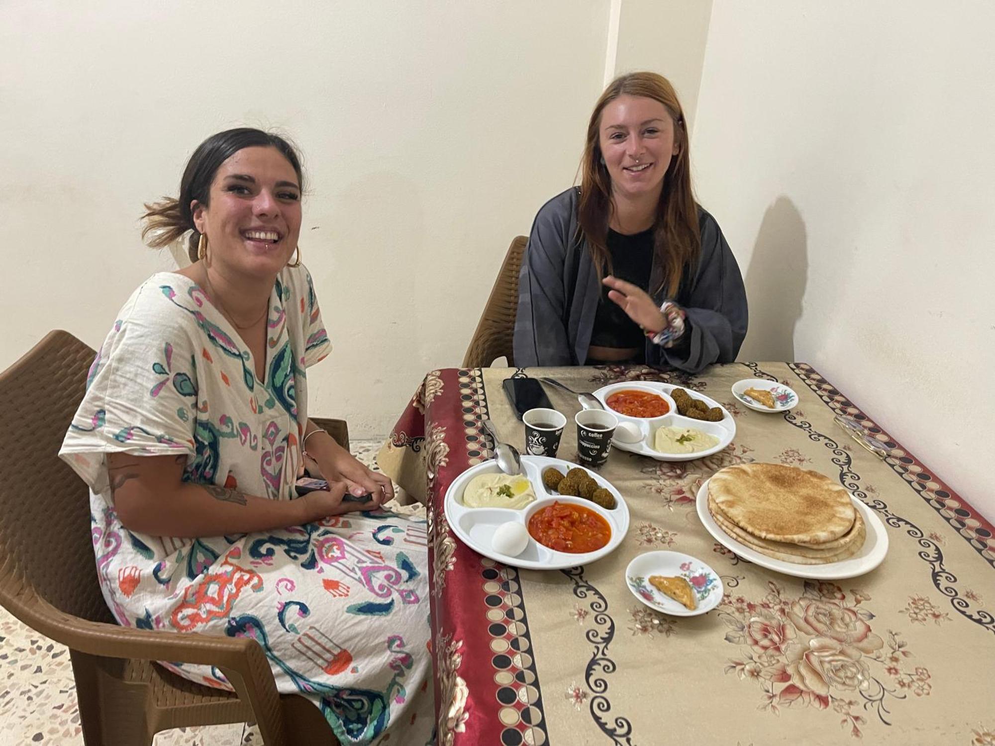 Pizza Street Hostel العقبة المظهر الخارجي الصورة